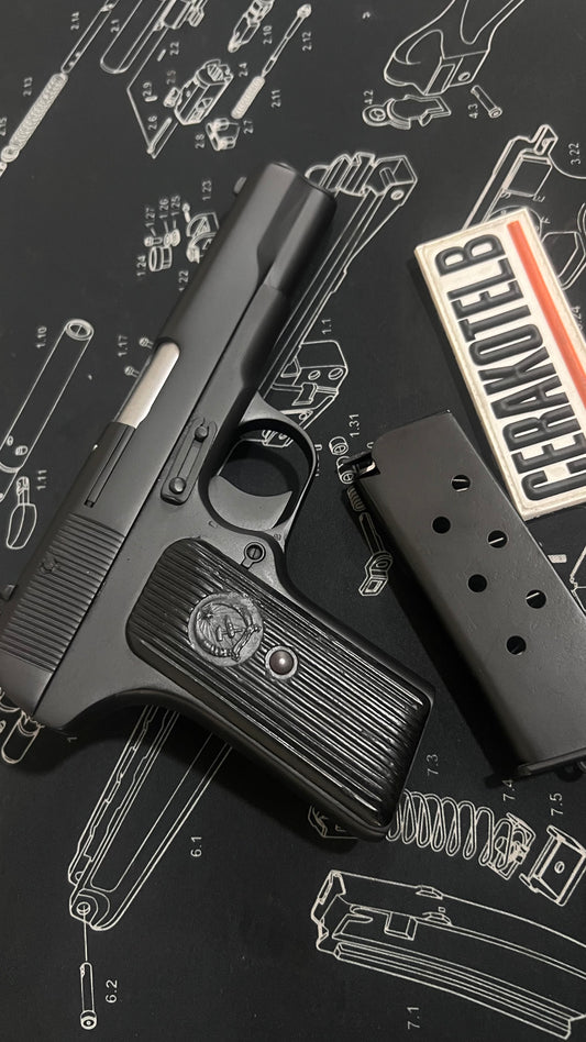TOKAREV BLACK